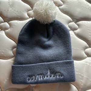 MONOGRAM CAMDEN LITTLE PAPER BOAT KNIT POM HAT